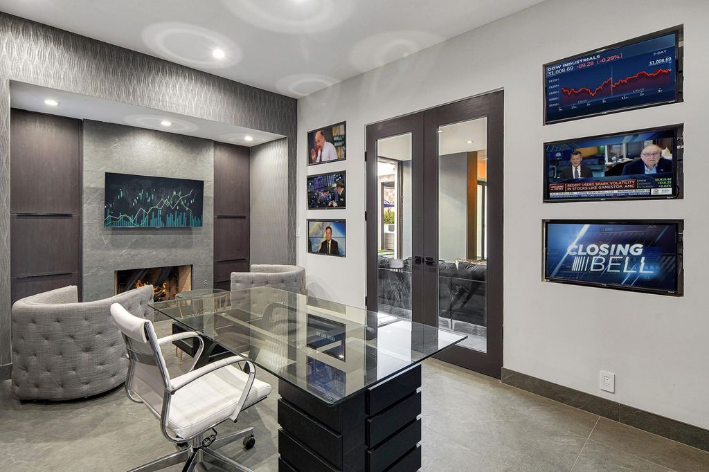 The Home in Encino is a luxurious contemporary estate designed by Alon Zakoot and located in highly coveted Amestoy Estates now available for sale. This home located at 5415 Amestoy Ave, Encino, California