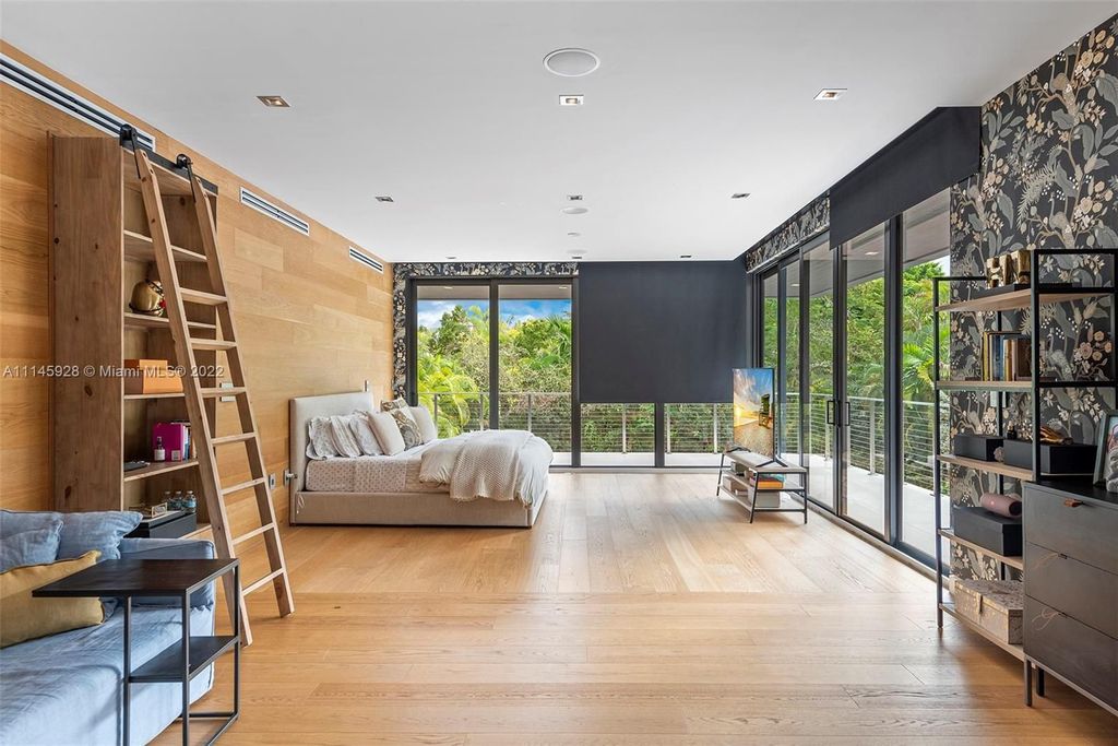 This 8990000 Modern Home in Miami offers Oversized Entertaining Areas 19