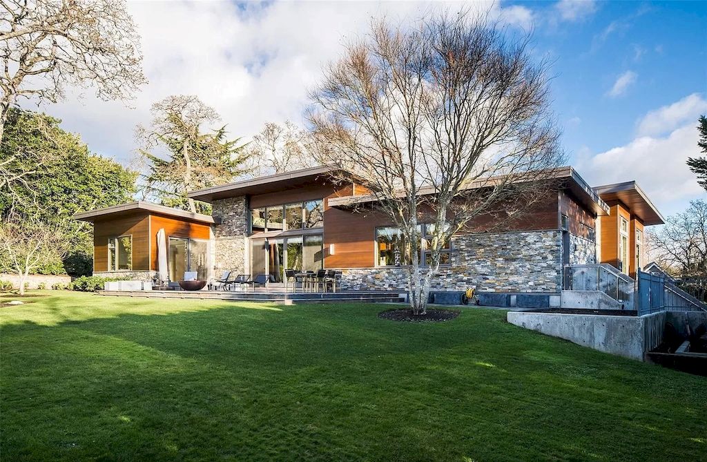 The Home in Victoria is a truly rare offering that will intrigue those who appreciate quality and fine architecture now available for sale
