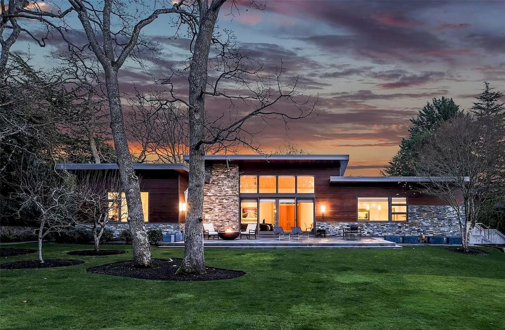The Home in Victoria is a truly rare offering that will intrigue those who appreciate quality and fine architecture now available for sale