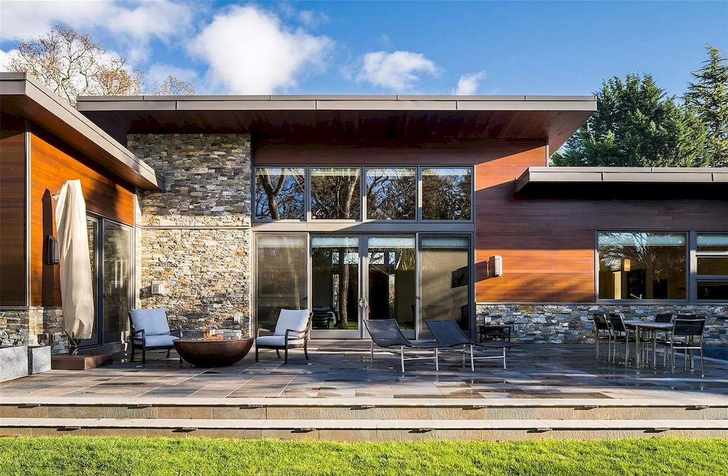 The Home in Victoria is a truly rare offering that will intrigue those who appreciate quality and fine architecture now available for sale