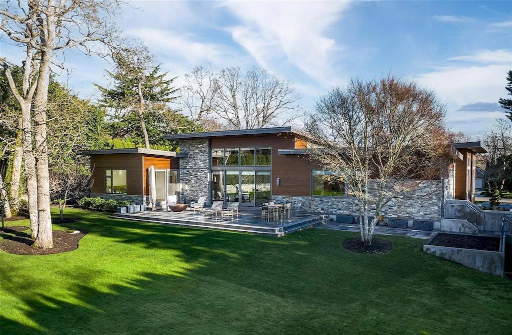 The Home in Victoria is a truly rare offering that will intrigue those who appreciate quality and fine architecture now available for sale