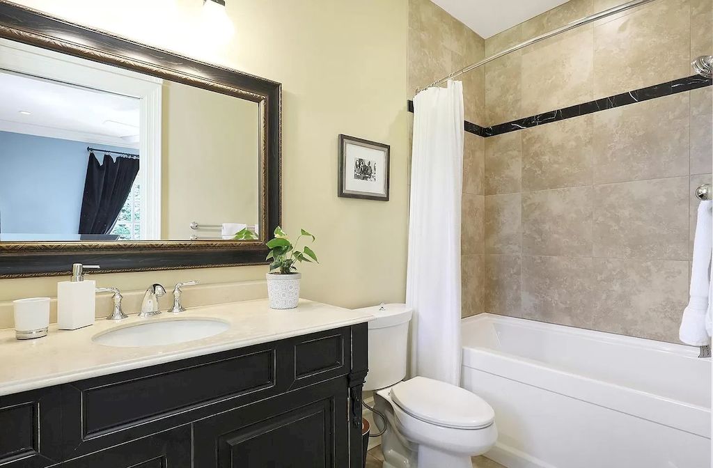 The Estate in Qualicum Beach is enriched with all the decadence of a 5-star retreat, with a quaint village for shopping and beautiful sandy beaches nearby now available for sale
