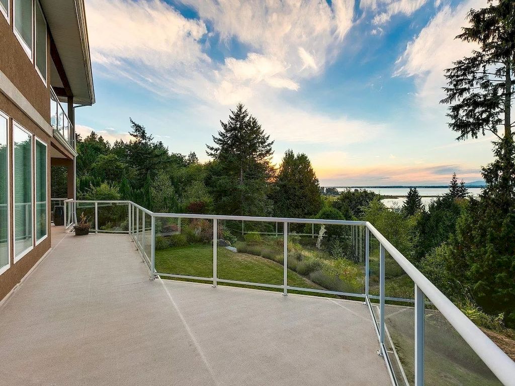 The Property in Surrey is 4th largest Waterfront estate on the Prestigious Crescent Road now available for sale