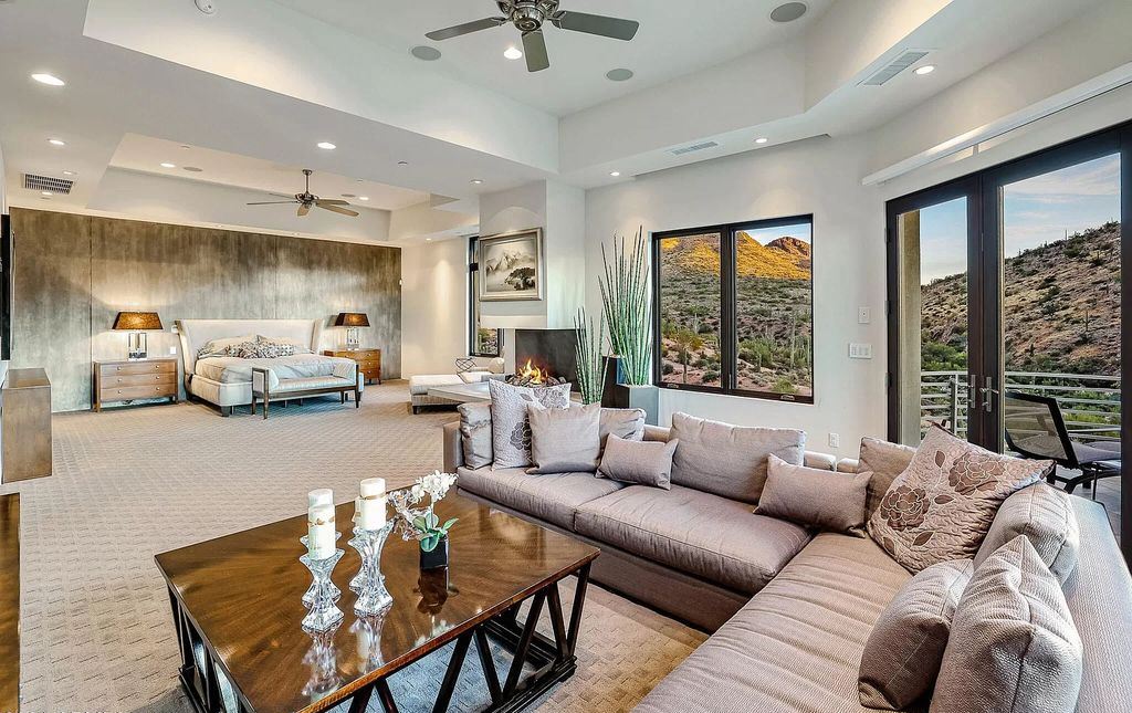 This $6,290,000 Superb House in Arizona overwhelms you with sparkling city light views