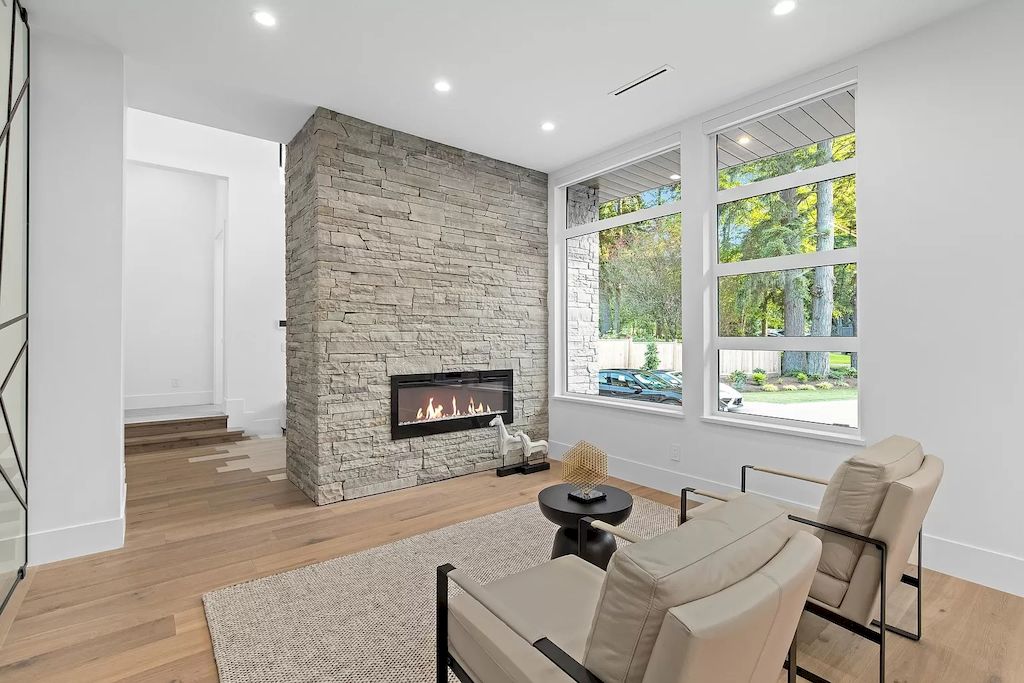 The House in South Surrey is an architectural masterpiece crafted to perfection by Monolith Design Build now available for sale. This home located at 14358 Greencrest Dr, Surrey, BC V4P 1M1, Canada