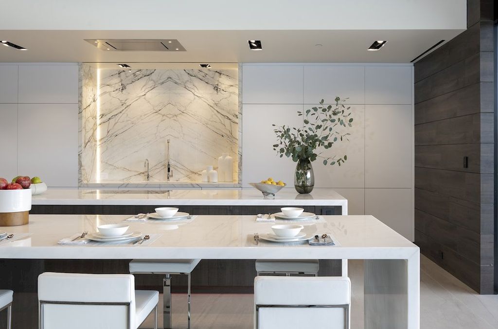 A brand new architectural compound Bighorn House by Whipple Russell 11