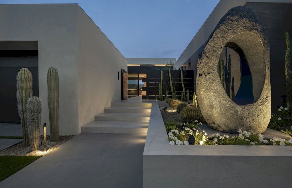 A brand new architectural compound Bighorn House by Whipple Russell 3