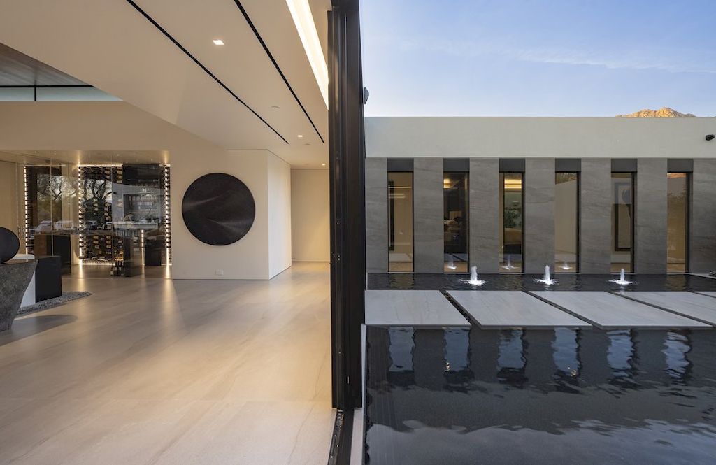 A brand new architectural compound Bighorn House by Whipple Russell 5