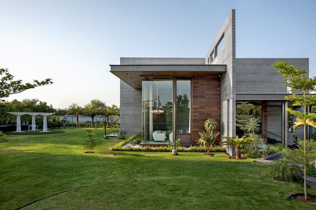 Ankit Shah Residence a Folded House by Dipen Gada and Associates 4