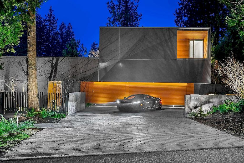 The Estate in West Vancouver offers spectacular garden views providing one of the most sensational settings imaginable now available for sale