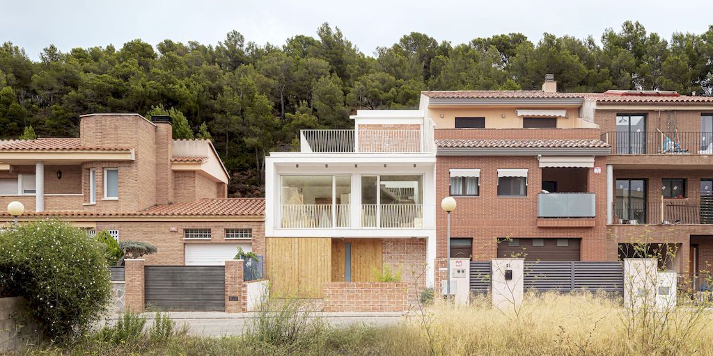 Casa 22 Avellaners with unique design strategies by Guillem Carrera 2 1