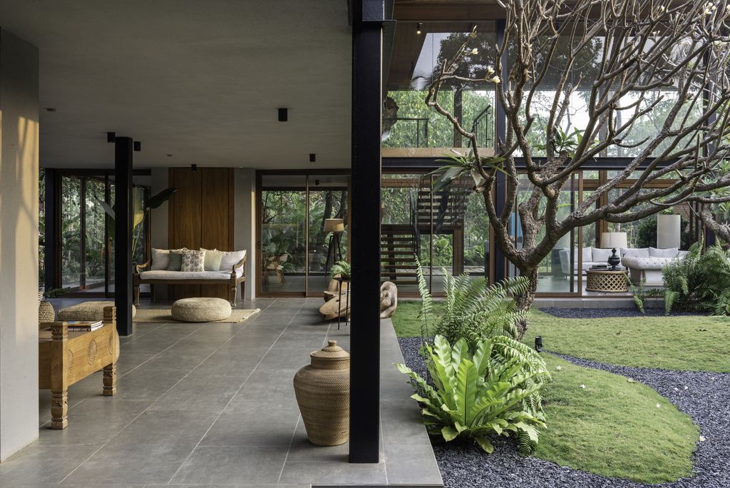 Casa Feliz a Contemporary Luxurious House in India Designed by ADND 17