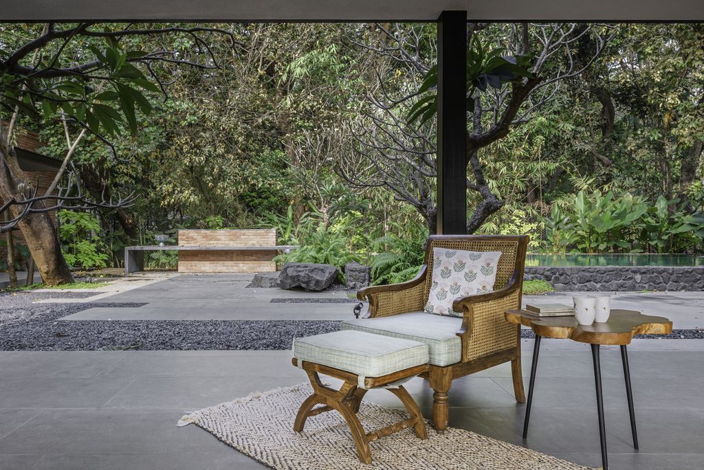 Casa Feliz a Contemporary Luxurious House in India Designed by ADND 22