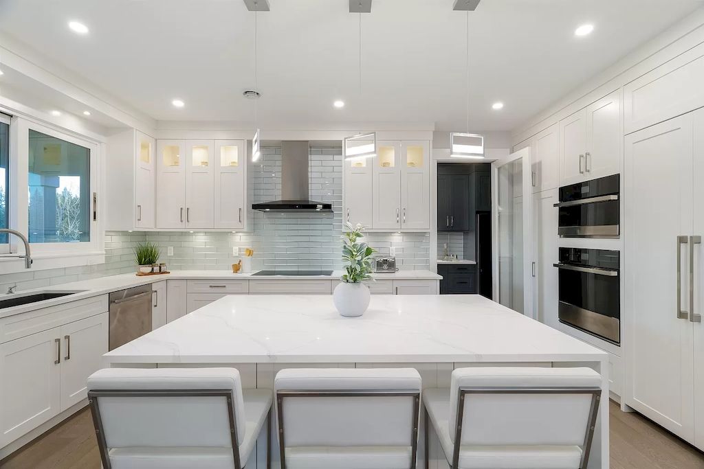 The Home in Delta is a brand-new custom built modern home radiant heat flooring, control 4 automation, motorized blinds, and much more, now available for sale