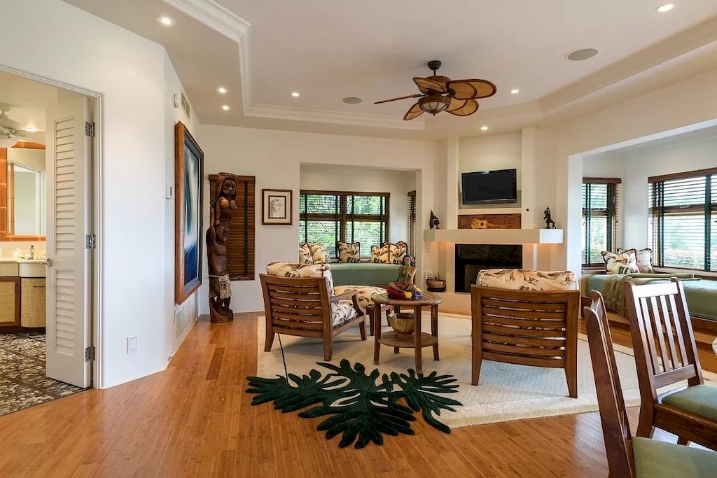 The Home in Hawaii is a luxurious home fully equipped with high-end amenities as well as commanding panoramic ocean views now available for sale.
