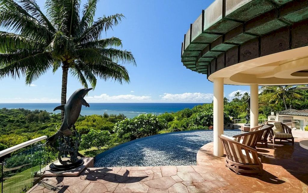 The Home in Hawaii is a luxurious home fully equipped with high-end amenities as well as commanding panoramic ocean views now available for sale.
