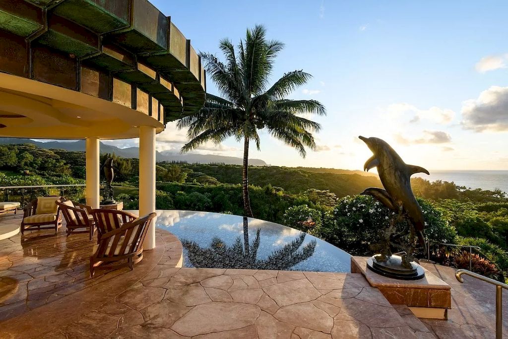 The Home in Hawaii is a luxurious home fully equipped with high-end amenities as well as commanding panoramic ocean views now available for sale.
