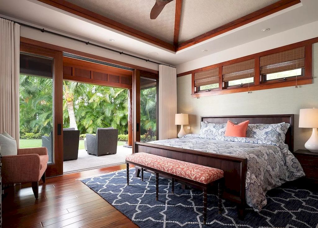The Home in Hawaii is a luxurious home featuring seamless indoor-outdoor contemporary design now available for sale. This home located at 26 Ualei Pl, Kihei, Hawaii; offering 05 bedrooms and 06 bathrooms with 4,383 square feet of living spaces.