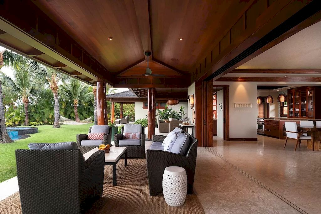 The Home in Hawaii is a luxurious home featuring seamless indoor-outdoor contemporary design now available for sale. This home located at 26 Ualei Pl, Kihei, Hawaii; offering 05 bedrooms and 06 bathrooms with 4,383 square feet of living spaces.
