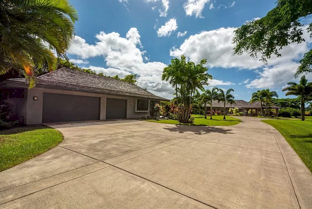 The Home in Hawaii is a luxurious home finished with high quality of design and materials now available for sale. This home located at 5792H Kahiliholo Rd #A, Kilauea, Hawaii; offering 04 bedrooms and 06 bathrooms with 4,511 square feet of living spaces.