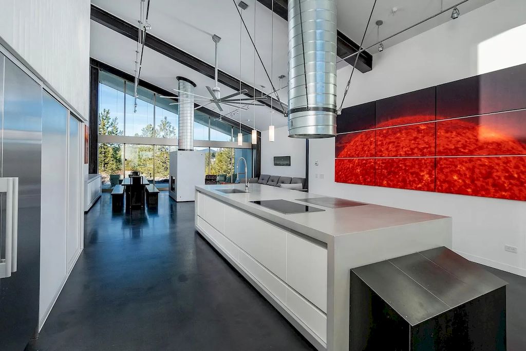The House in Oregon has numerous outdoor spaces allow for an undisturbed experience with nature now available for sale