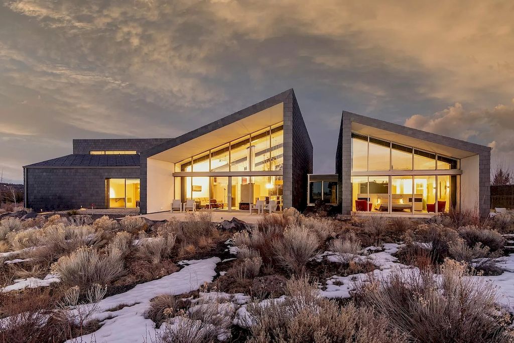 The House in Oregon has numerous outdoor spaces allow for an undisturbed experience with nature now available for sale