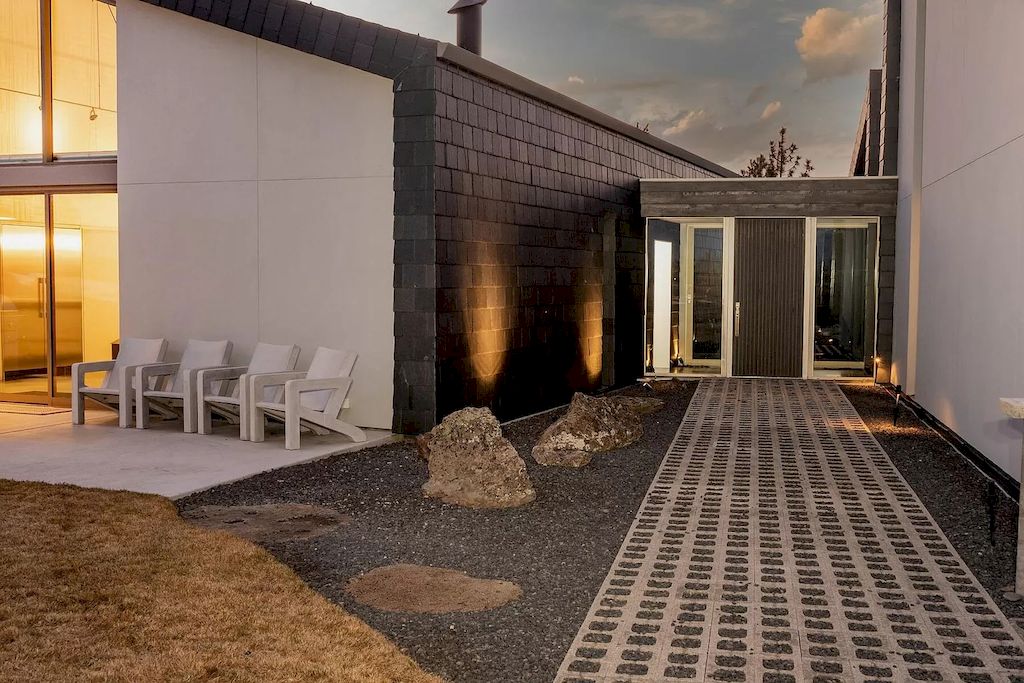 The House in Oregon has numerous outdoor spaces allow for an undisturbed experience with nature now available for sale