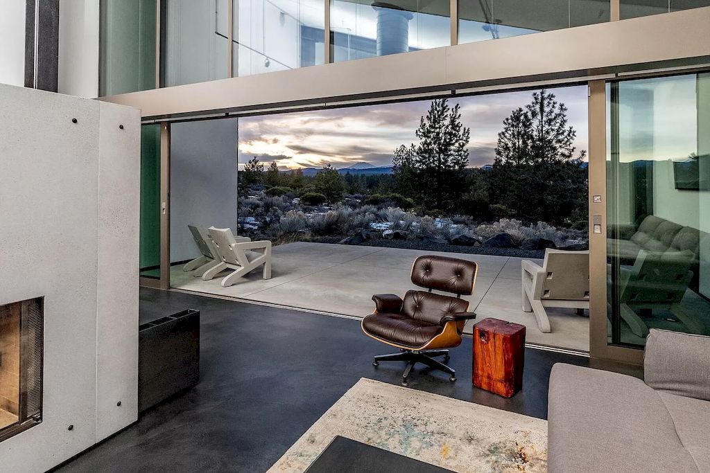 The House in Oregon has numerous outdoor spaces allow for an undisturbed experience with nature now available for sale