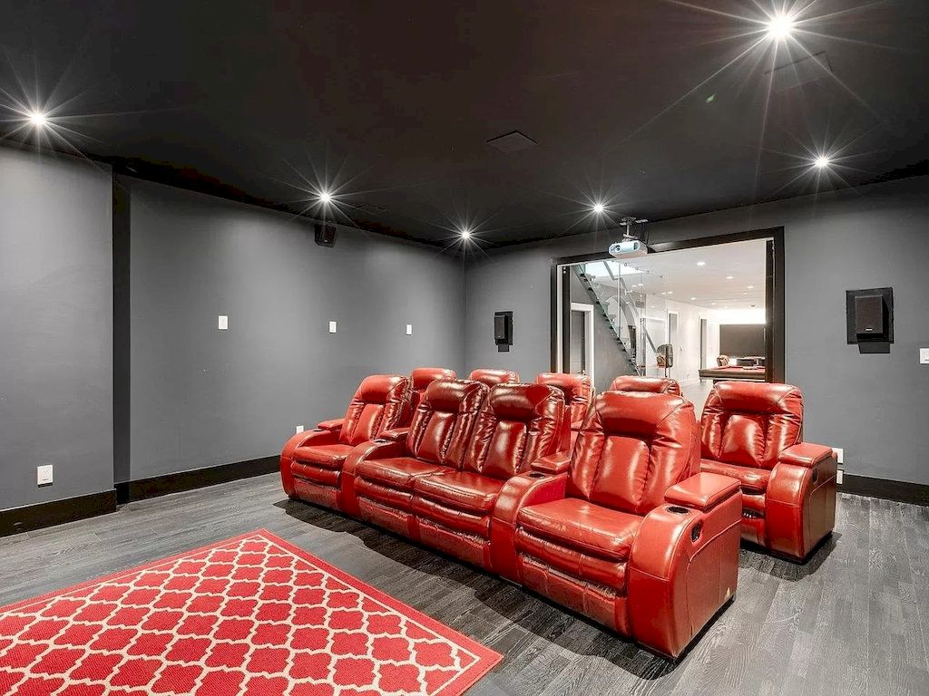The Mansion in Surrey features beautiful outdoor entertainment area landscaped with high-quality turf, a south-east facing outdoor pool, mini-golf area available for sale