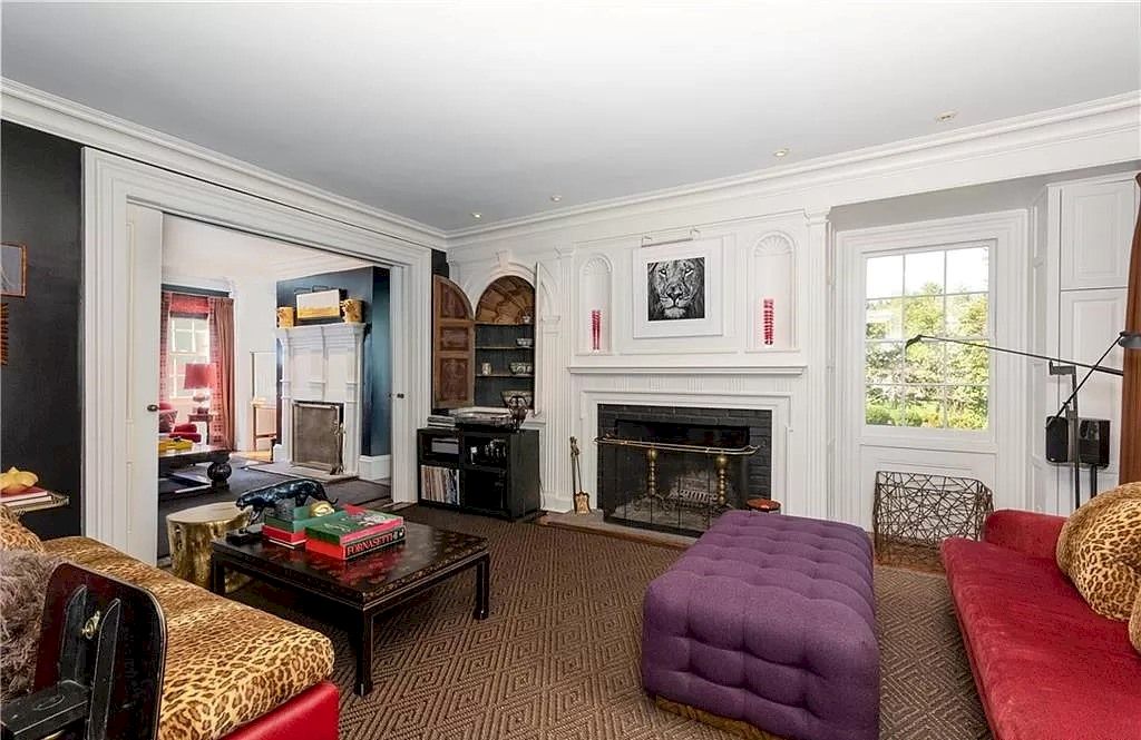The Home in Connecticut is an extraordinary home with gracious entrance and amazing wine cellar now available for sale. This home located at 8 Searles Rd, Darien, Connecticut; offering 04 bedrooms and 07 bathrooms with 7,613 square feet of living spaces.