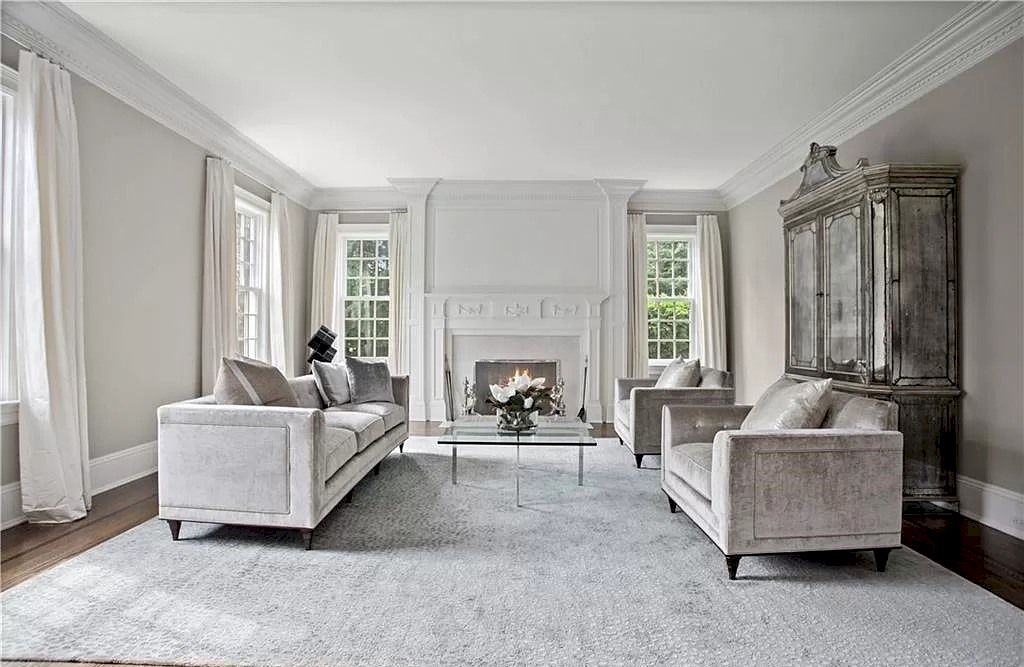 The Home in Connecticut is a luxurious home where you'll find extraordinary details and expert craftsmanship now available for sale. This home located at 15 Hillsley Rd, Darien, Connecticut; offering 06 bedrooms and 09 bathrooms with 8,748 square feet of living spaces.