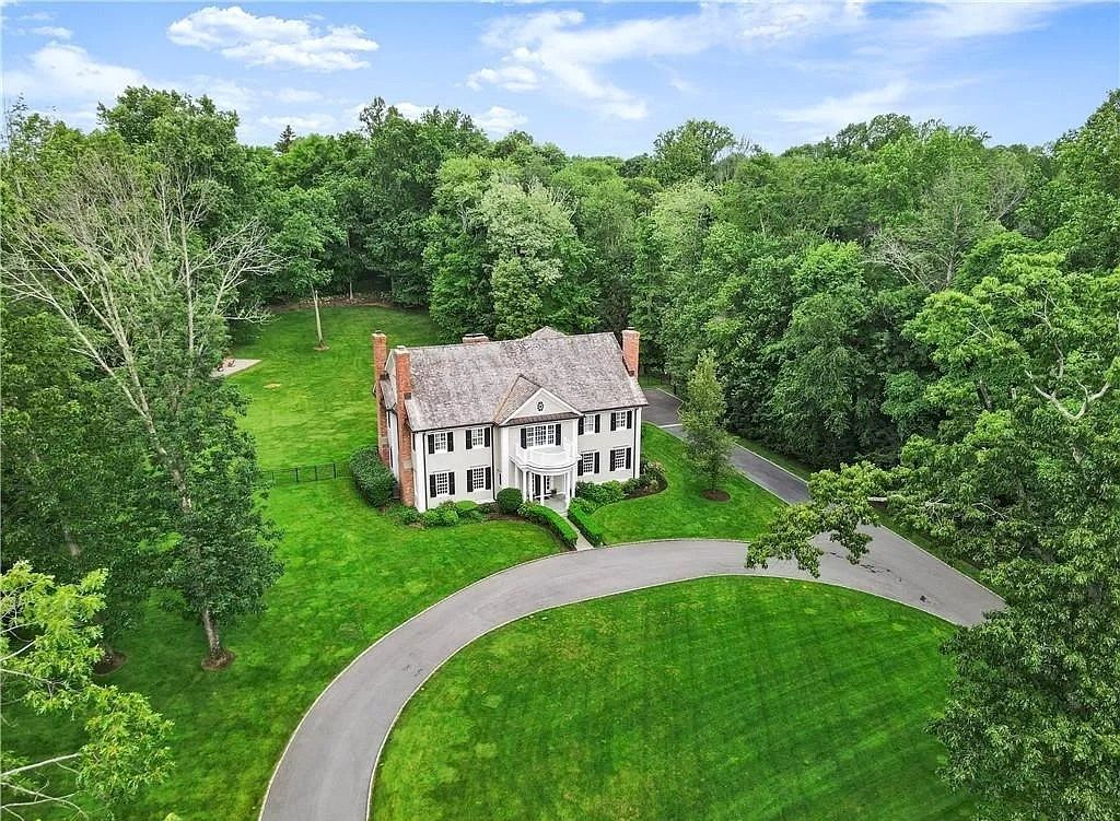 The Home in Connecticut is a luxurious home where you'll find extraordinary details and expert craftsmanship now available for sale. This home located at 15 Hillsley Rd, Darien, Connecticut; offering 06 bedrooms and 09 bathrooms with 8,748 square feet of living spaces.