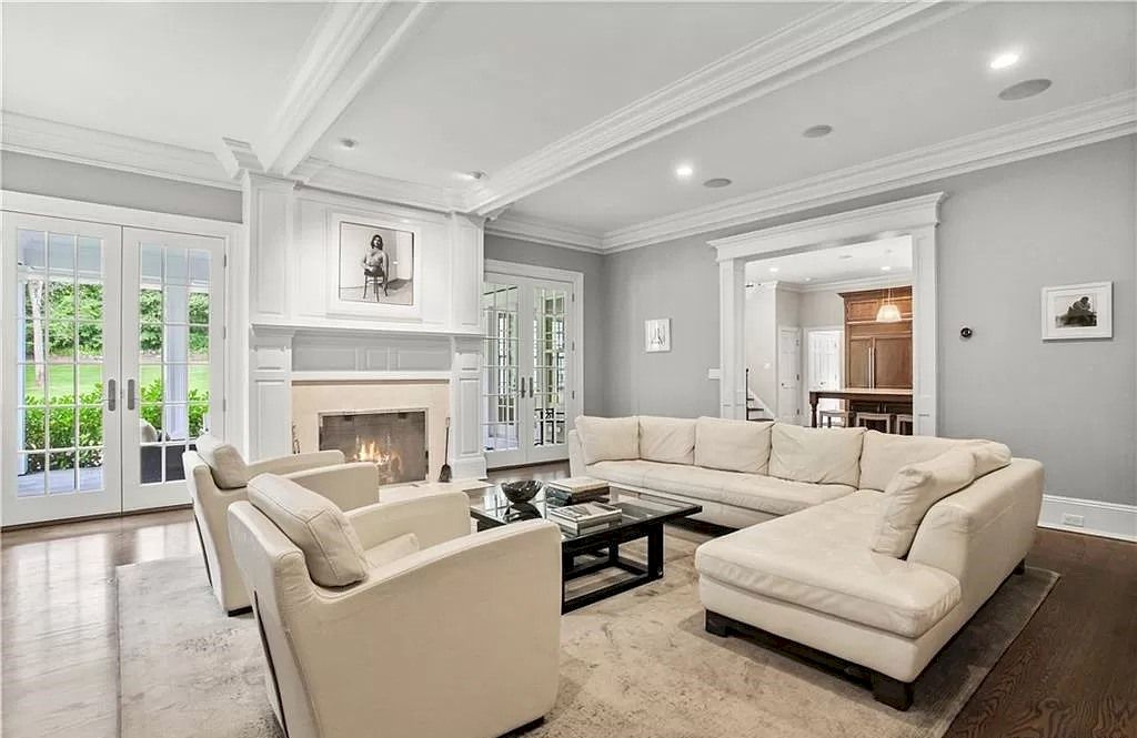 The Home in Connecticut is a luxurious home where you'll find extraordinary details and expert craftsmanship now available for sale. This home located at 15 Hillsley Rd, Darien, Connecticut; offering 06 bedrooms and 09 bathrooms with 8,748 square feet of living spaces.