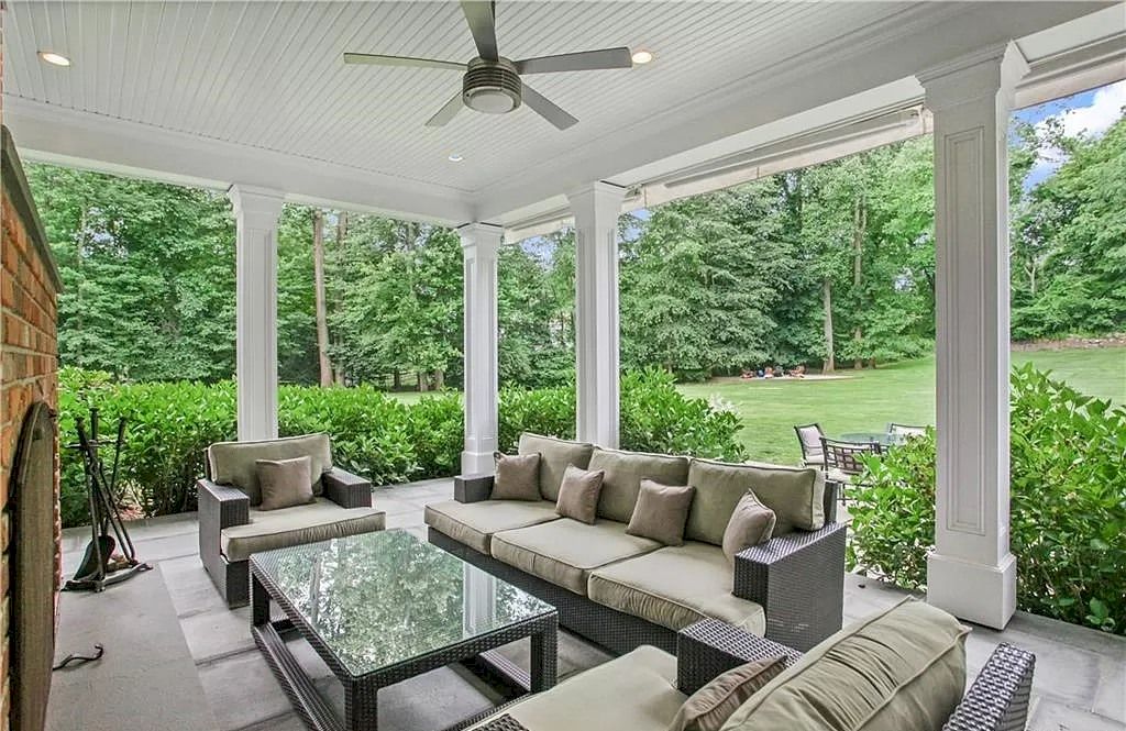 The Home in Connecticut is a luxurious home where you'll find extraordinary details and expert craftsmanship now available for sale. This home located at 15 Hillsley Rd, Darien, Connecticut; offering 06 bedrooms and 09 bathrooms with 8,748 square feet of living spaces.