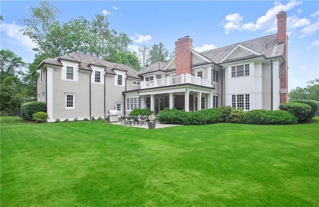 The Home in Connecticut is a luxurious home where you'll find extraordinary details and expert craftsmanship now available for sale. This home located at 15 Hillsley Rd, Darien, Connecticut; offering 06 bedrooms and 09 bathrooms with 8,748 square feet of living spaces.