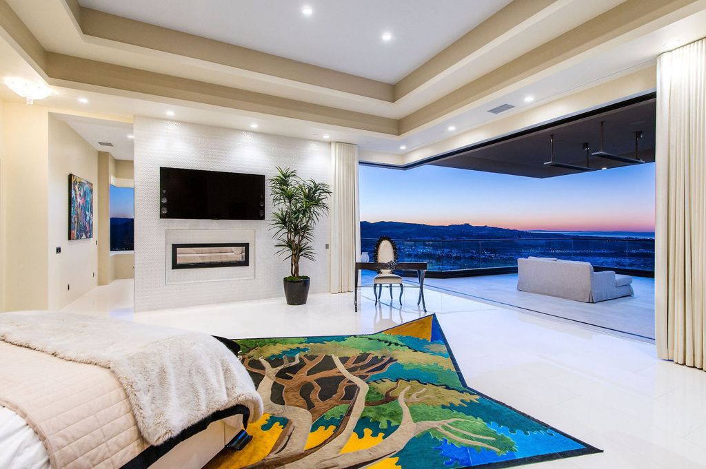 The Villa in Laguna Niguel is a stunning secluded hilltop estate that sets the bar for luxury and elegance in one of the most coveted gated communities in Orange County now available for sale. This home located at 13 Old Ranch Rd, Laguna Niguel, California