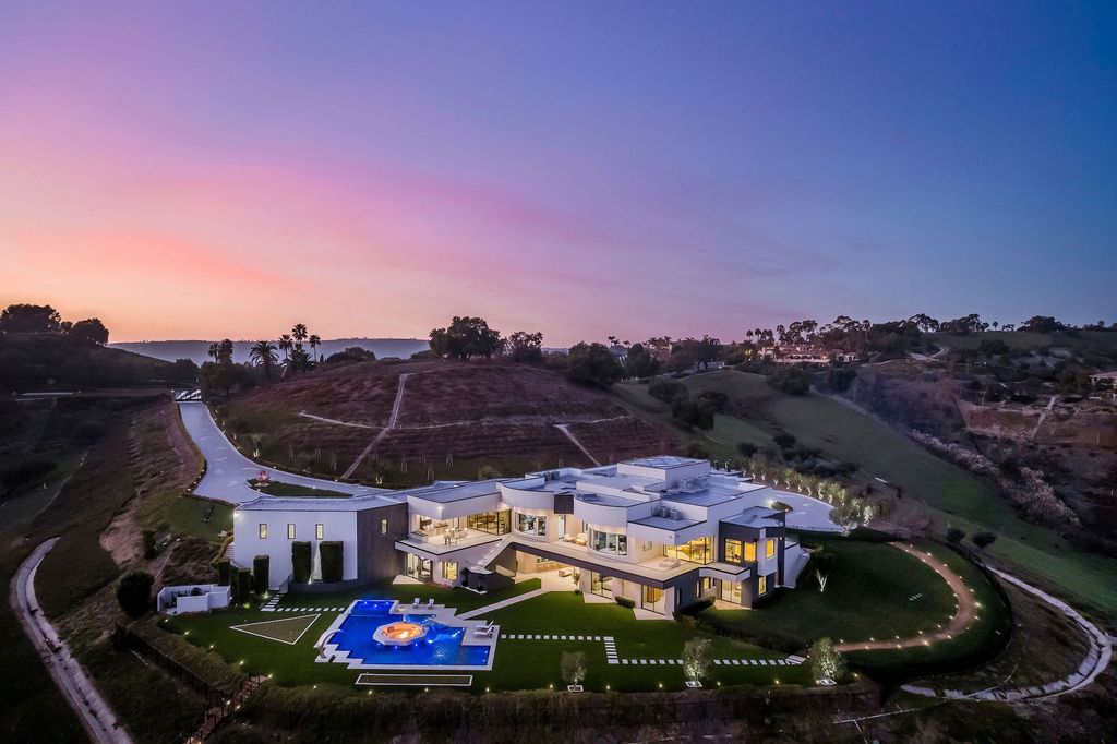 The Villa in Laguna Niguel is a stunning secluded hilltop estate that sets the bar for luxury and elegance in one of the most coveted gated communities in Orange County now available for sale. This home located at 13 Old Ranch Rd, Laguna Niguel, California
