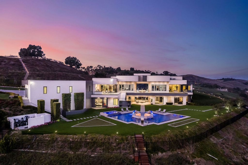 The Villa in Laguna Niguel is a stunning secluded hilltop estate that sets the bar for luxury and elegance in one of the most coveted gated communities in Orange County now available for sale. This home located at 13 Old Ranch Rd, Laguna Niguel, California