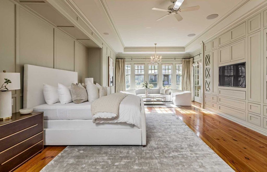 The Home in Hidden Hills is a stunning Dutch Colonial with outdoor kitchen make for the ultimate in estate living now available for sale. This home located at 23870 Long Valley Rd, Hidden Hills, California;