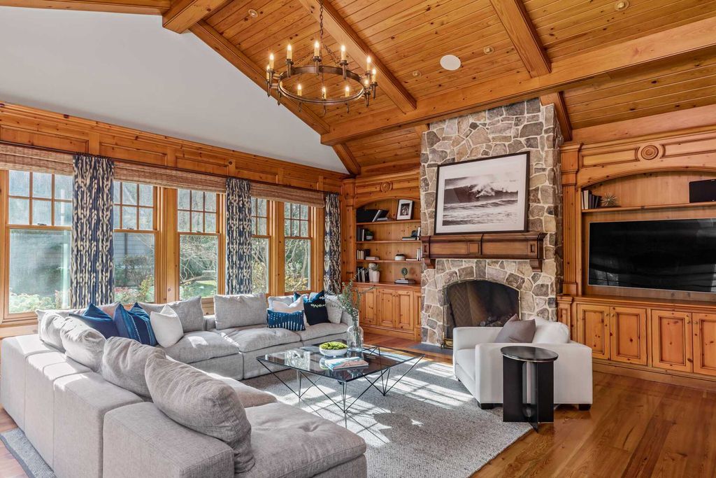 The Home in Hidden Hills is a stunning Dutch Colonial with outdoor kitchen make for the ultimate in estate living now available for sale. This home located at 23870 Long Valley Rd, Hidden Hills, California;