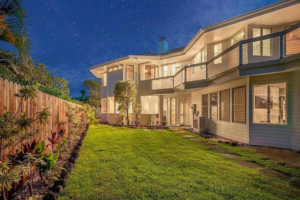 The Home in Hawaii is a luxurious home where you can share your abundance with family, friends and vacationing guests now available for sale. This home located at 5146 Hanalei Plantation Rd, Princeville, Hawaii; offering 04 bedrooms and 04 bathrooms with 3,157 square feet of living spaces. 