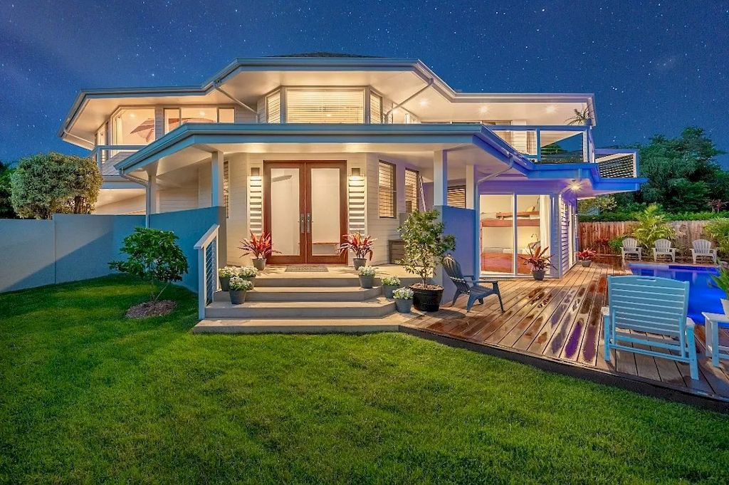 The Home in Hawaii is a luxurious home where you can share your abundance with family, friends and vacationing guests now available for sale. This home located at 5146 Hanalei Plantation Rd, Princeville, Hawaii; offering 04 bedrooms and 04 bathrooms with 3,157 square feet of living spaces. 