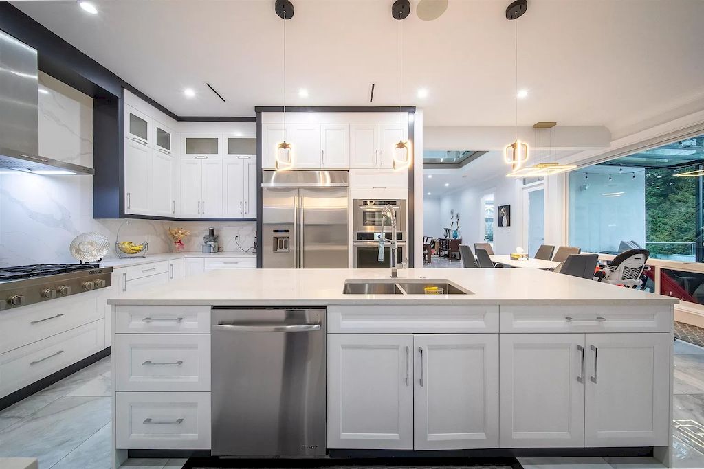 The Home in Burnaby is a impeccable customized mansion sits in the prime street in desirable Buckingham Heights now available for sale. This home located at 6488 Gordon Ave, Burnaby, BC V5E 3M1, Canada