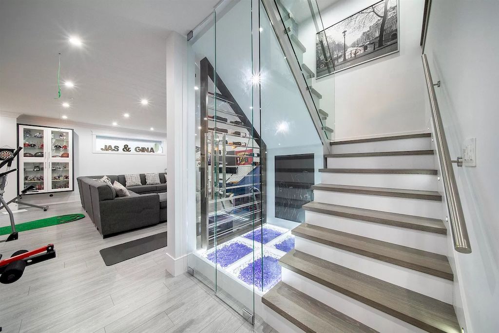 The Home in Burnaby is a impeccable customized mansion sits in the prime street in desirable Buckingham Heights now available for sale. This home located at 6488 Gordon Ave, Burnaby, BC V5E 3M1, Canada