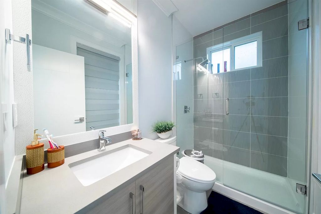 The Home in Burnaby is a impeccable customized mansion sits in the prime street in desirable Buckingham Heights now available for sale. This home located at 6488 Gordon Ave, Burnaby, BC V5E 3M1, Canada