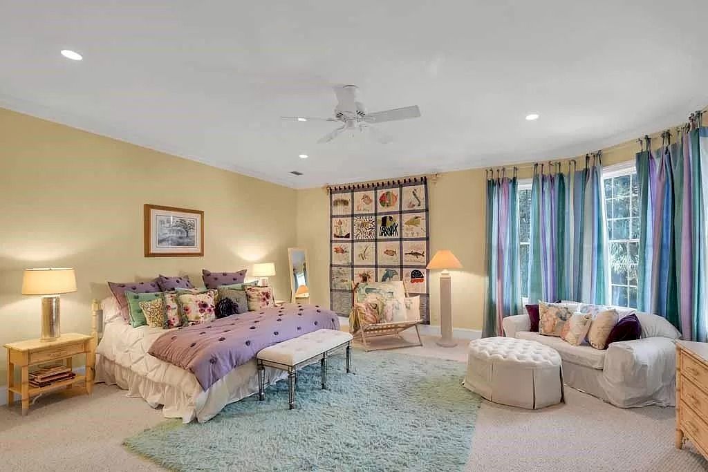 The Home in Georgia is a luxurious home offering impressive foyer, gracious living room and spacious dining room now available for sale. This home located at 23 Carriage Dr, Saint Simons Island, Georgia; offering 07 bedrooms and 08 bathrooms with 10,688 square feet of living spaces.