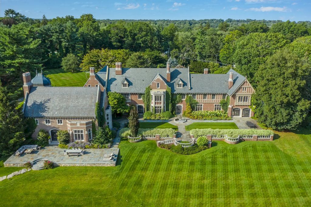 The Home in Connecticut is a luxurious home designed by New York architect William B. Tubby now available for sale. This home located at 544 Oenoke Rdg, New Canaan, Connecticut; offering 12 bedrooms and 16 bathrooms with 25,000 square feet of living spaces.