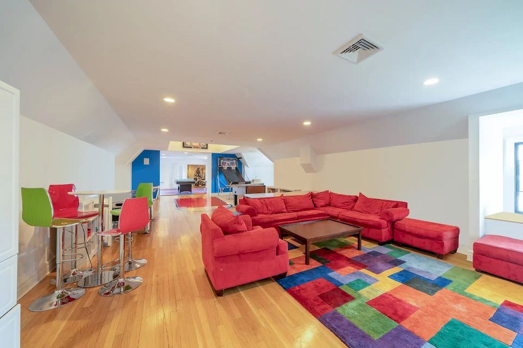The Home in Connecticut is a luxurious home designed by New York architect William B. Tubby now available for sale. This home located at 544 Oenoke Rdg, New Canaan, Connecticut; offering 12 bedrooms and 16 bathrooms with 25,000 square feet of living spaces.