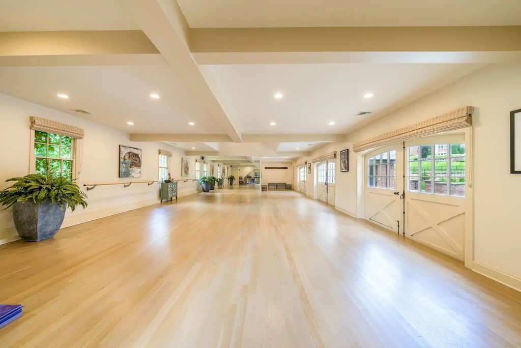 The Home in Connecticut is a luxurious home designed by New York architect William B. Tubby now available for sale. This home located at 544 Oenoke Rdg, New Canaan, Connecticut; offering 12 bedrooms and 16 bathrooms with 25,000 square feet of living spaces.